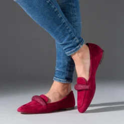 Cynthia Richard Women’s Isabella Loafers Orchid Suede