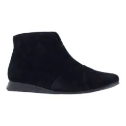 L’Amour Des Pieds Women’s Tianna Black