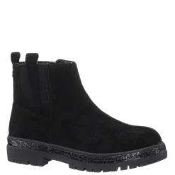 Nina Kid’s Evan Black