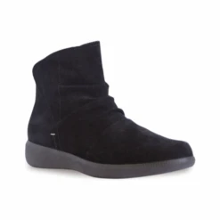 Munro Women’s Scout Bootie Black Suede