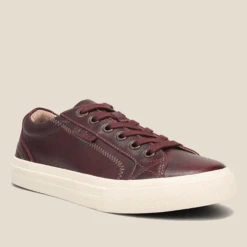 Taos Women’s Plim Soul Lux Sneaker Merlot